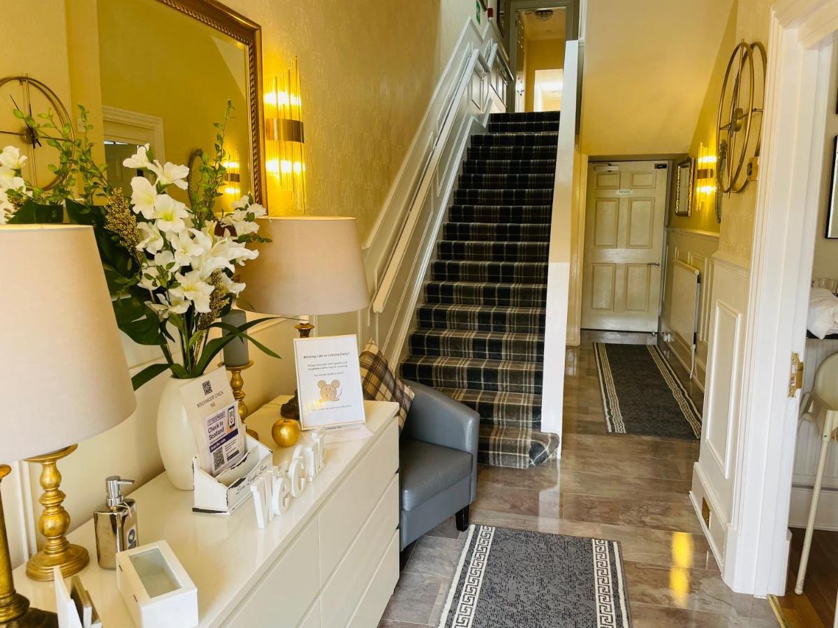 Beechwood Ensuite Guest House Ayr Bagian luar foto