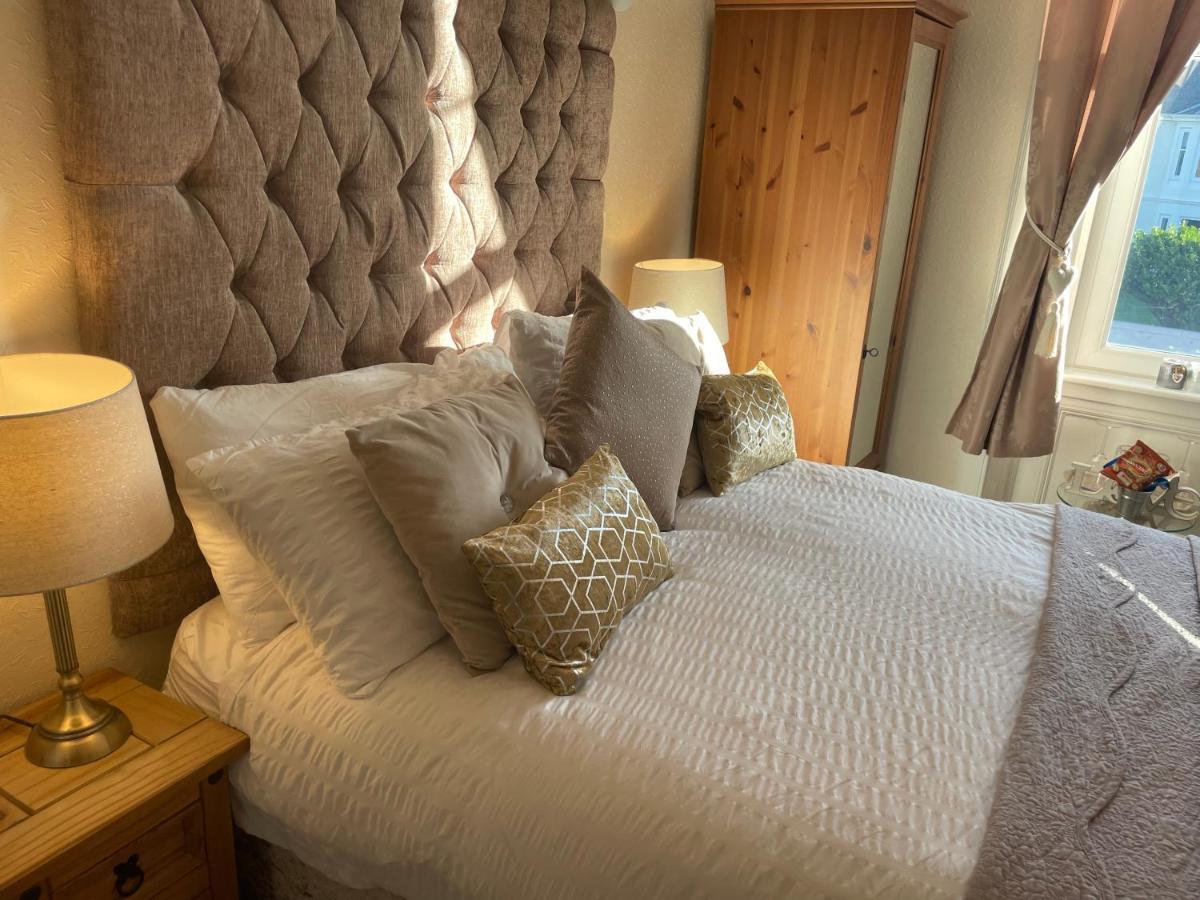 Beechwood Ensuite Guest House Ayr Bagian luar foto